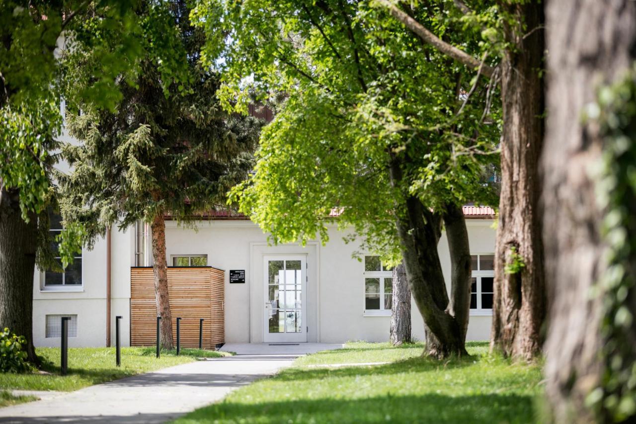 Hotel Spitzerberg By B-Smart Hundsheim ภายนอก รูปภาพ