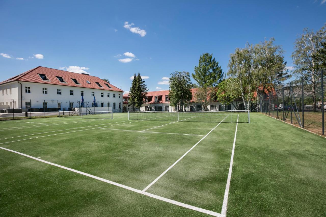 Hotel Spitzerberg By B-Smart Hundsheim ภายนอก รูปภาพ